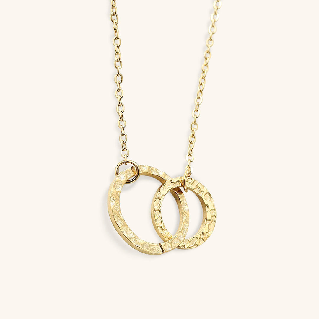 Isabelle - Gold hoop chain