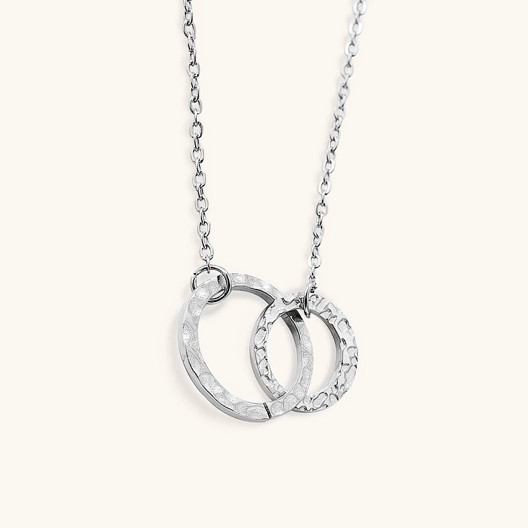 Isabelle - Gold hoop chain