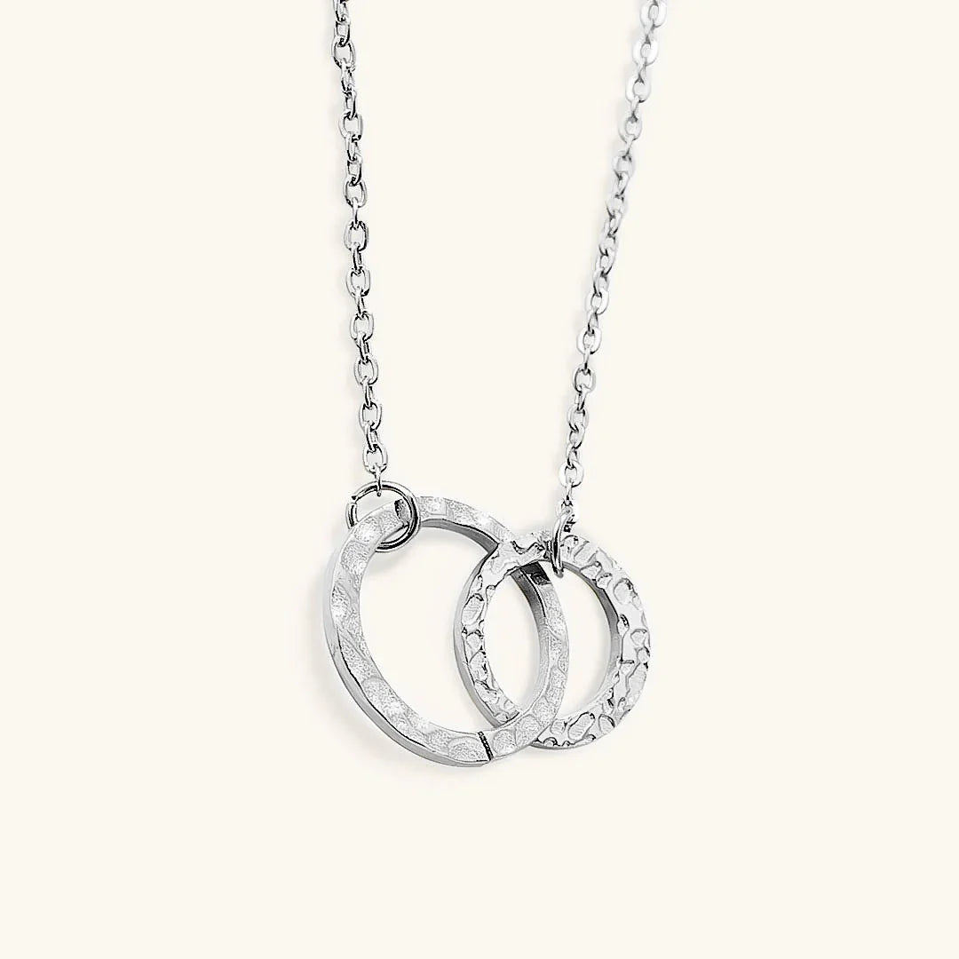 Isabelle – Stylish Gold Hoop Necklace