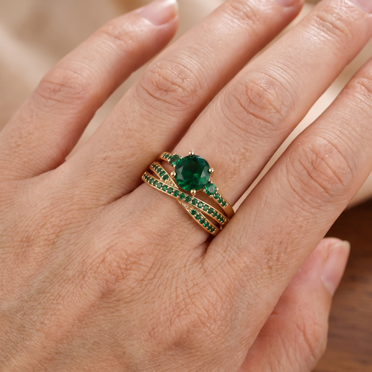 Ivy – Ring Set with Green Crystals
