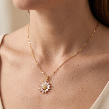 Manon – Necklace Sunflower Radiant in Gold