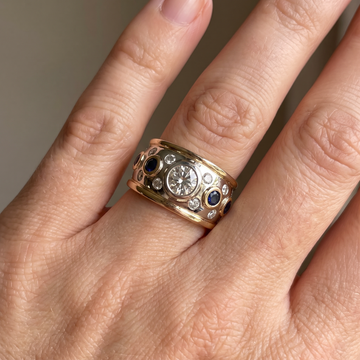 Sierra – Vintage Gold Ring with Set Zircon