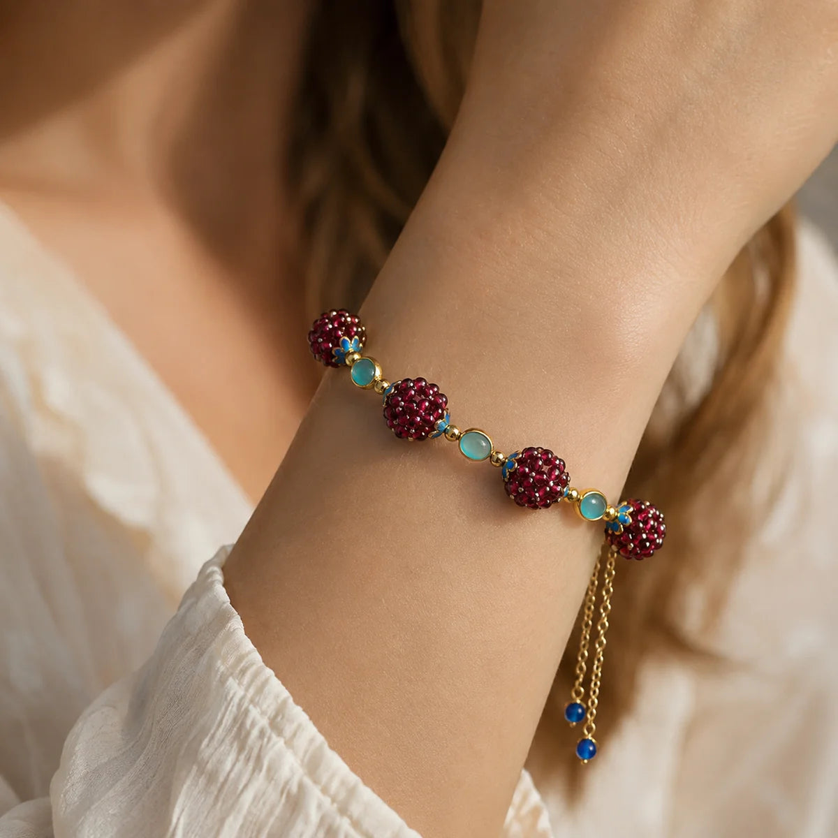 Ciara – Bracelet with Gemstones