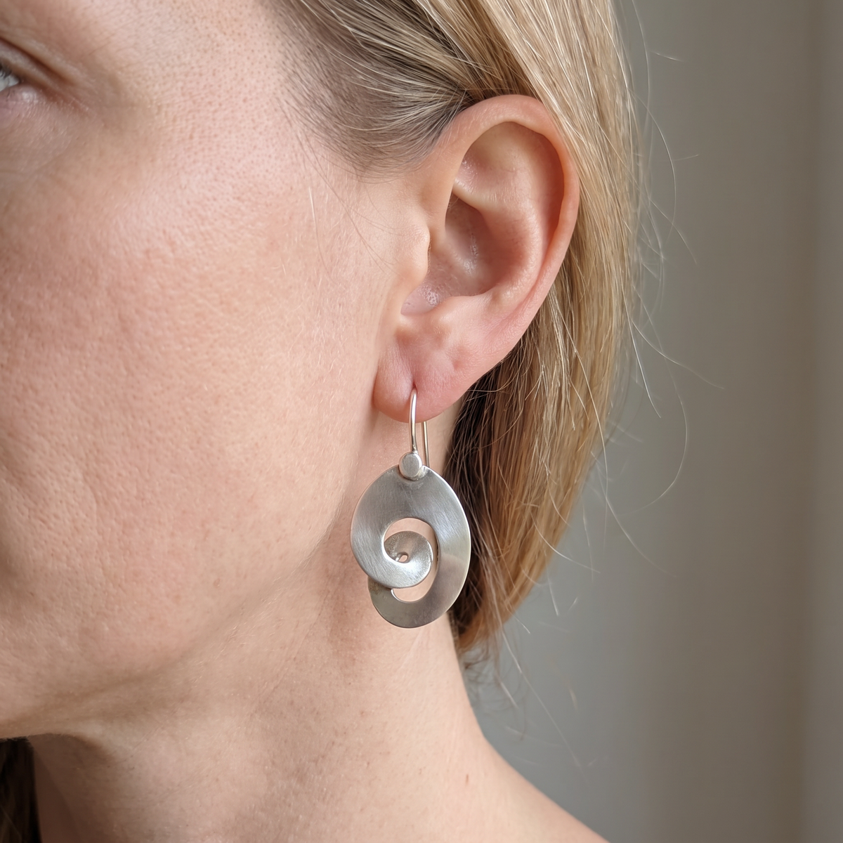Elise – Vintage Earrings Silver Irregular Design
