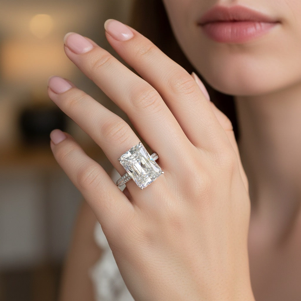 Jade – Ring featuring Large Zircon