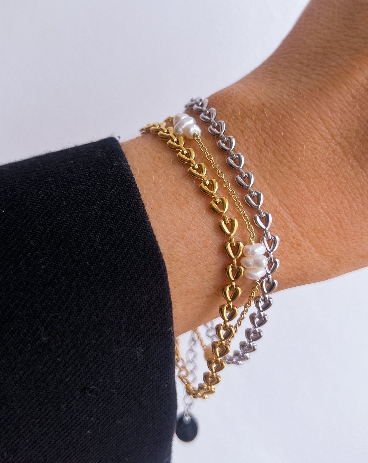 Kendra - Golden Heart Chain Bracelet