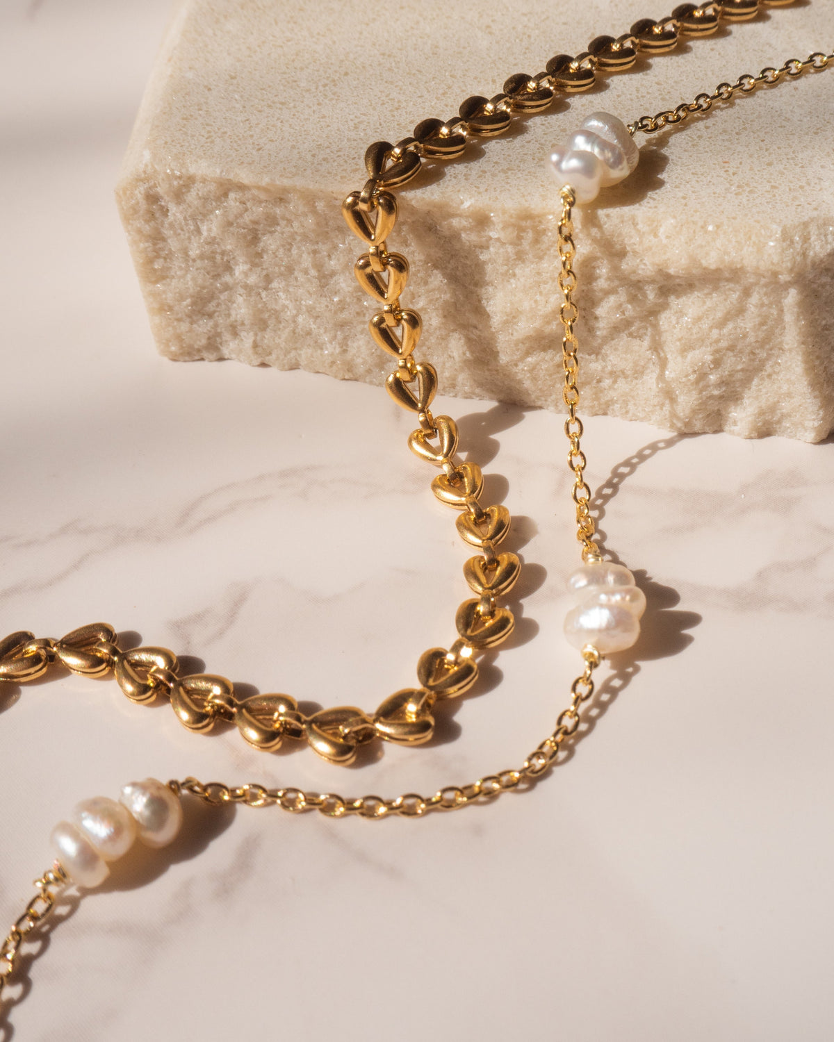 Kendra - Golden Heart Chain Bracelet