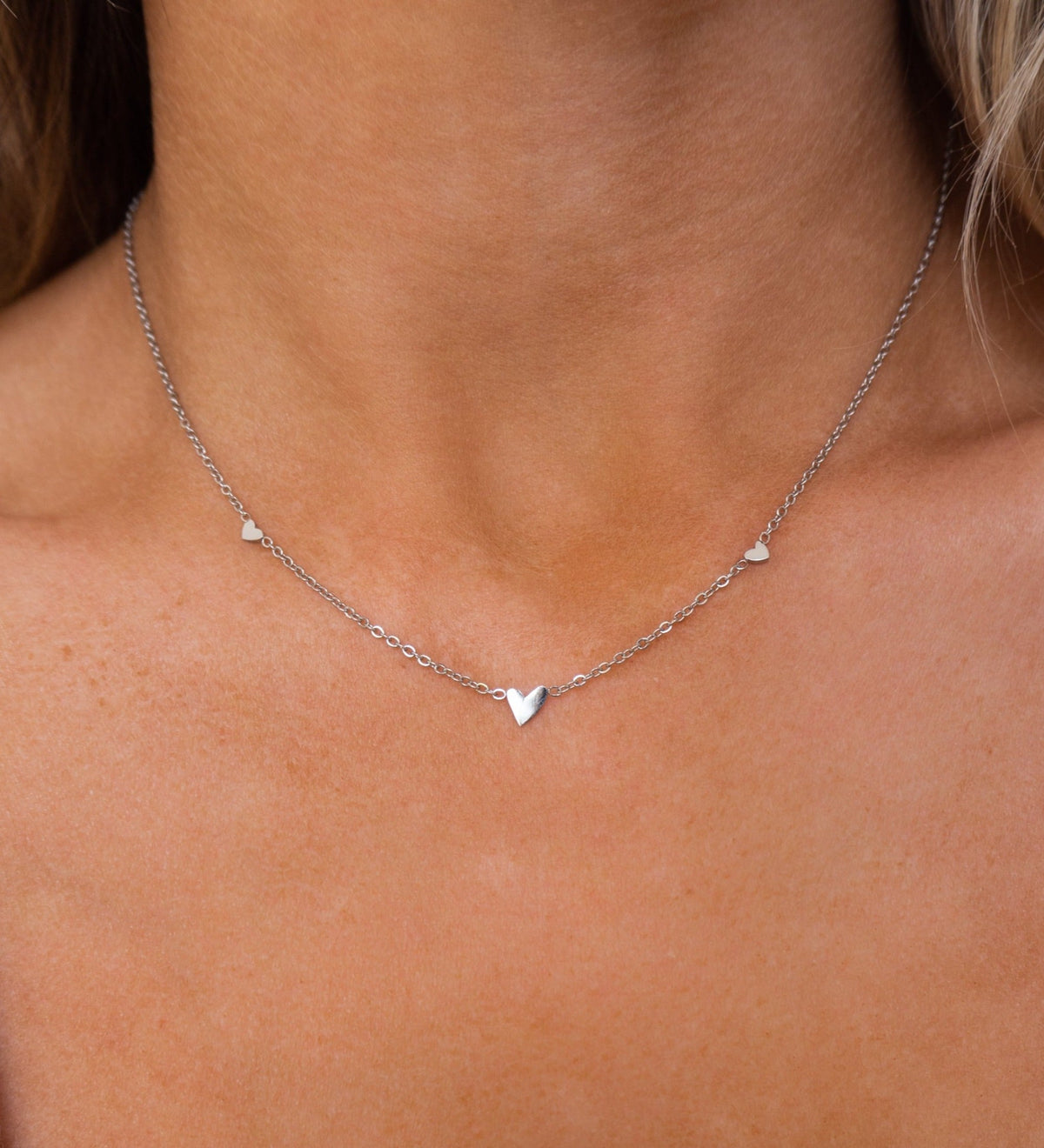 Three Heart Necklace made of Silver
