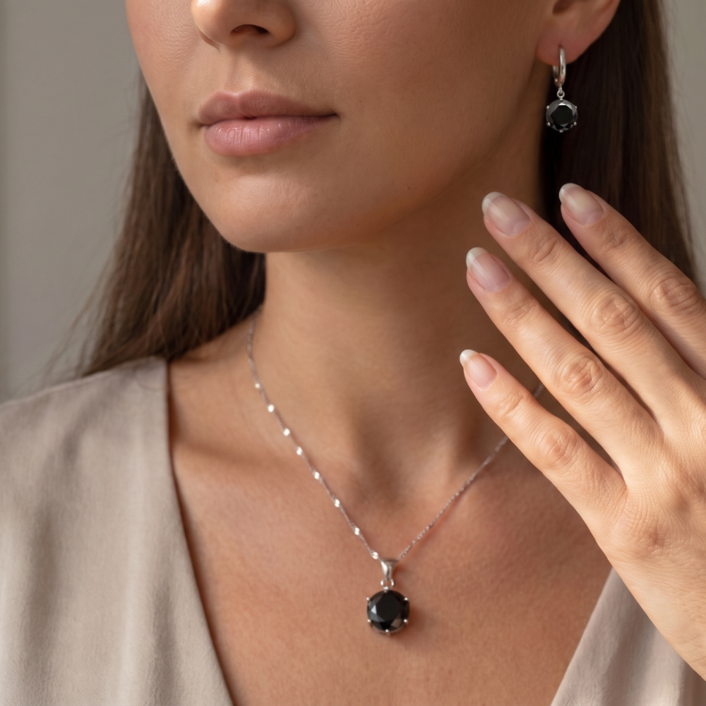 Sylvaine – Chic collection of crystals