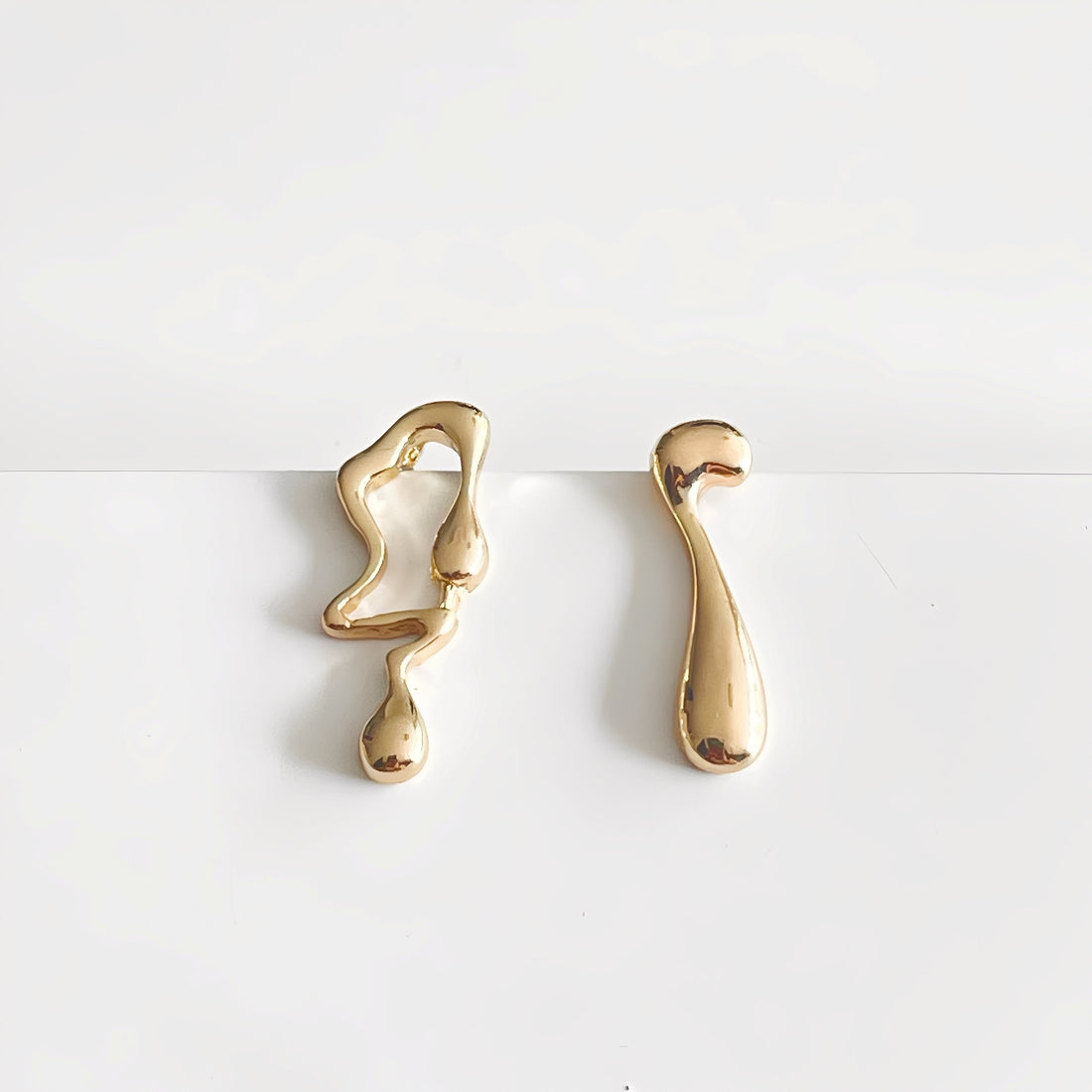 Wilma – Asymmetrical Abstract Earrings