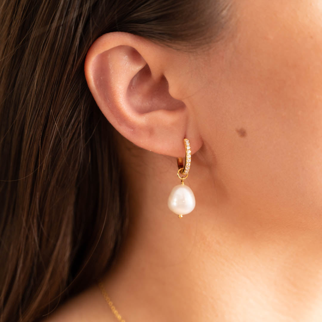 Wella - Pearl Golden Zirconia Hoop Earrings