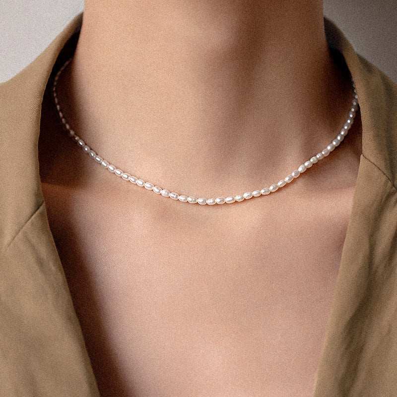 Avaria - Choker featuring Freshwater Pearls