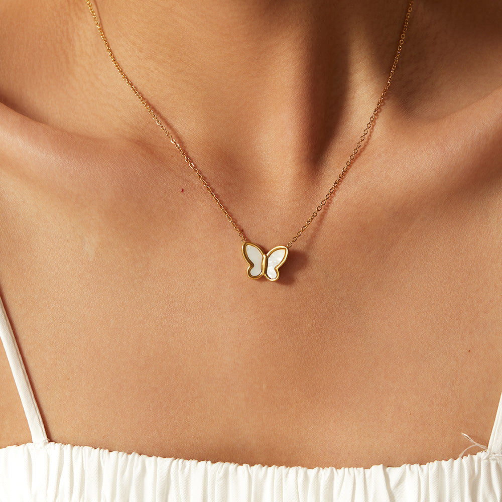 Butterfly - Pearl Necklace