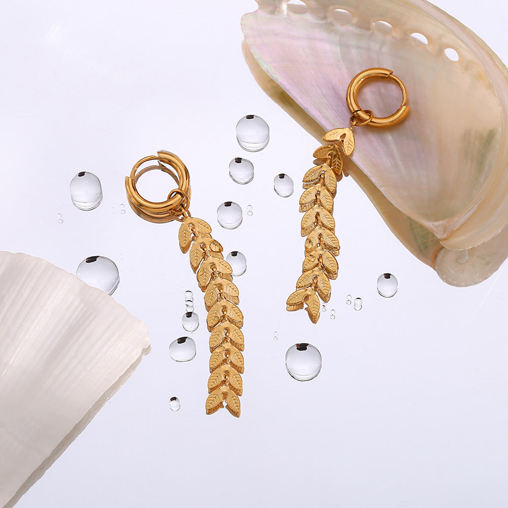Faith - Earrings in Fish Tail Design