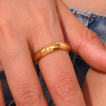 Yorina – Modern gold ring