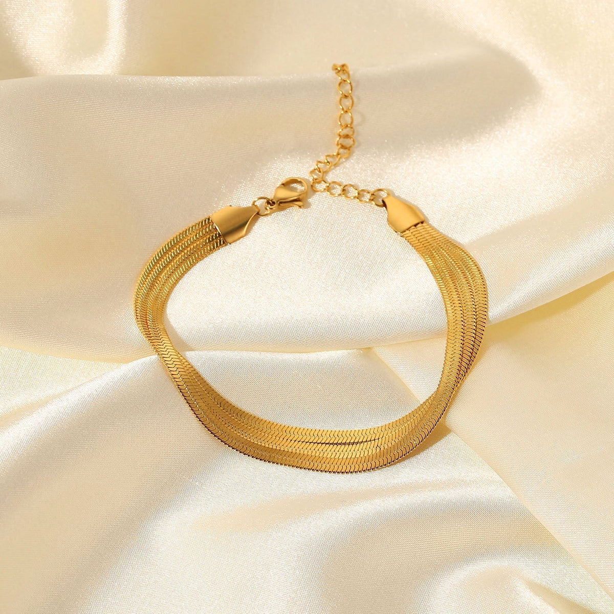 Abela - Three-Layer Fishbone Bracelet
