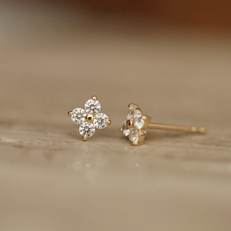 Mia – Radiant Crystal Earrings