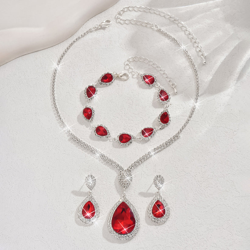 Thalira – Jewelry Set Gold Bloodwynne