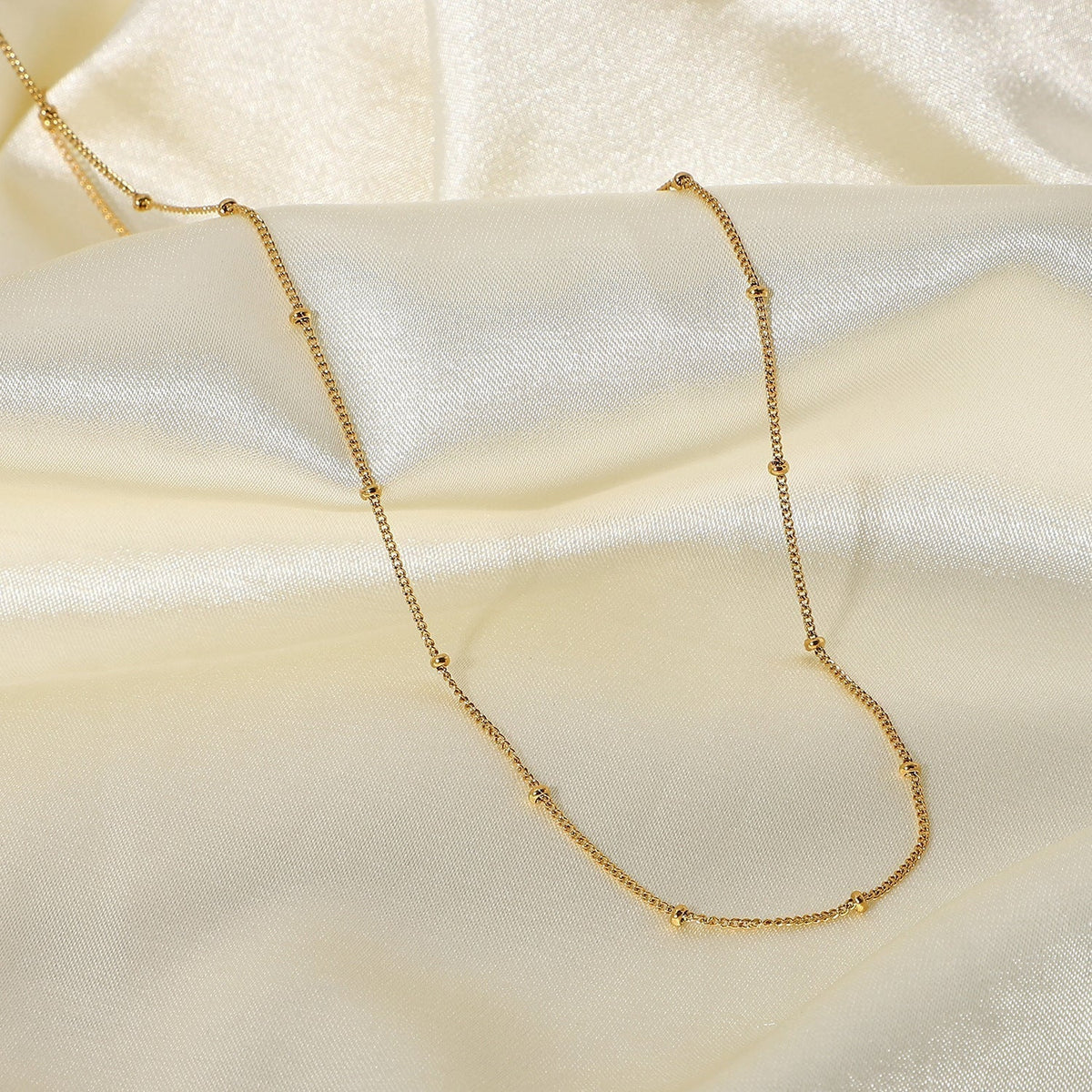 Reign - Necklace in Gold