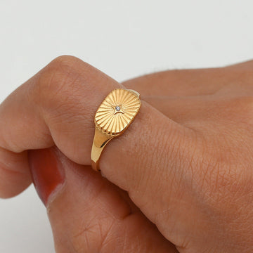 Aglaia - Gold Sun Ring
