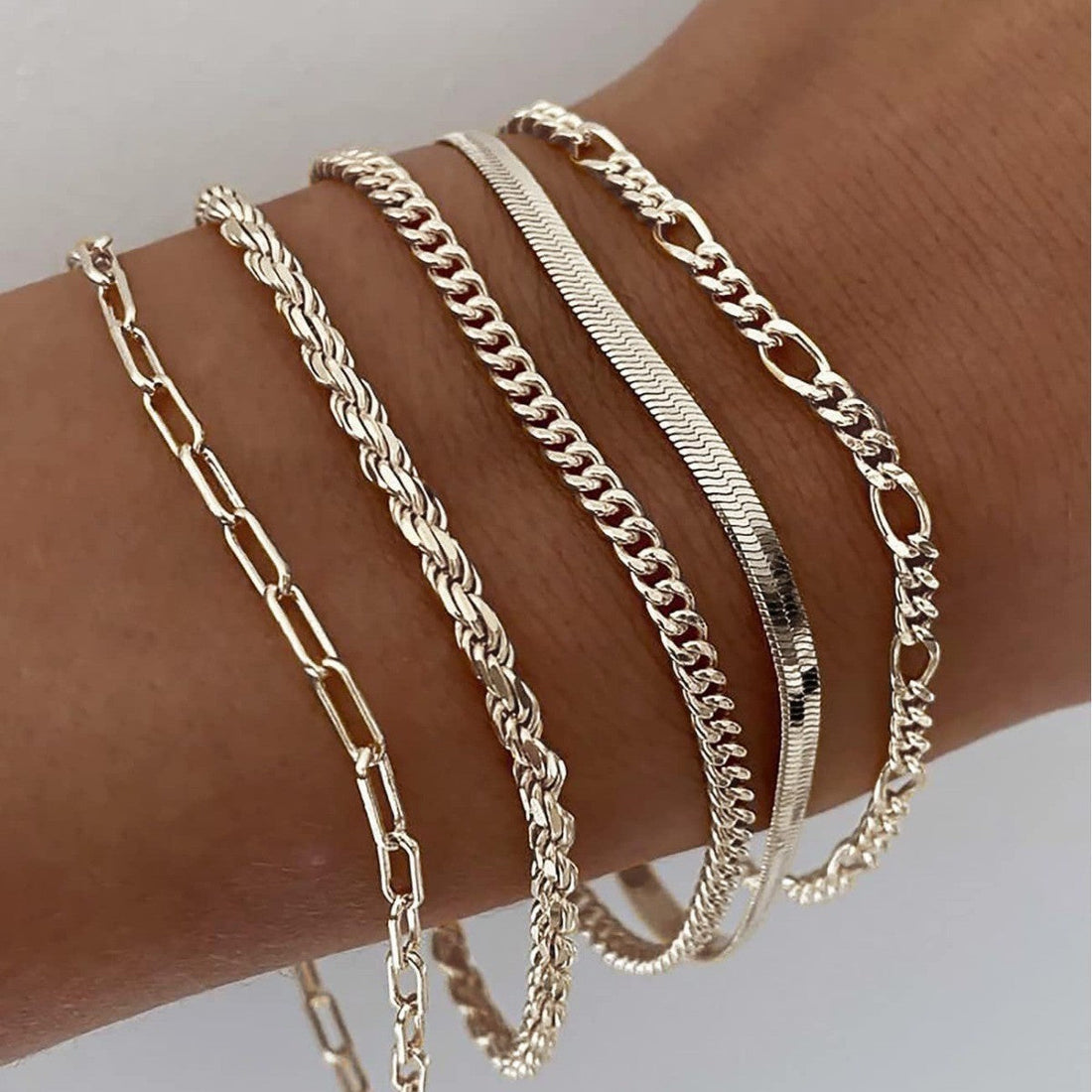Elara – Bracelet Set in Minimalist Style for Women