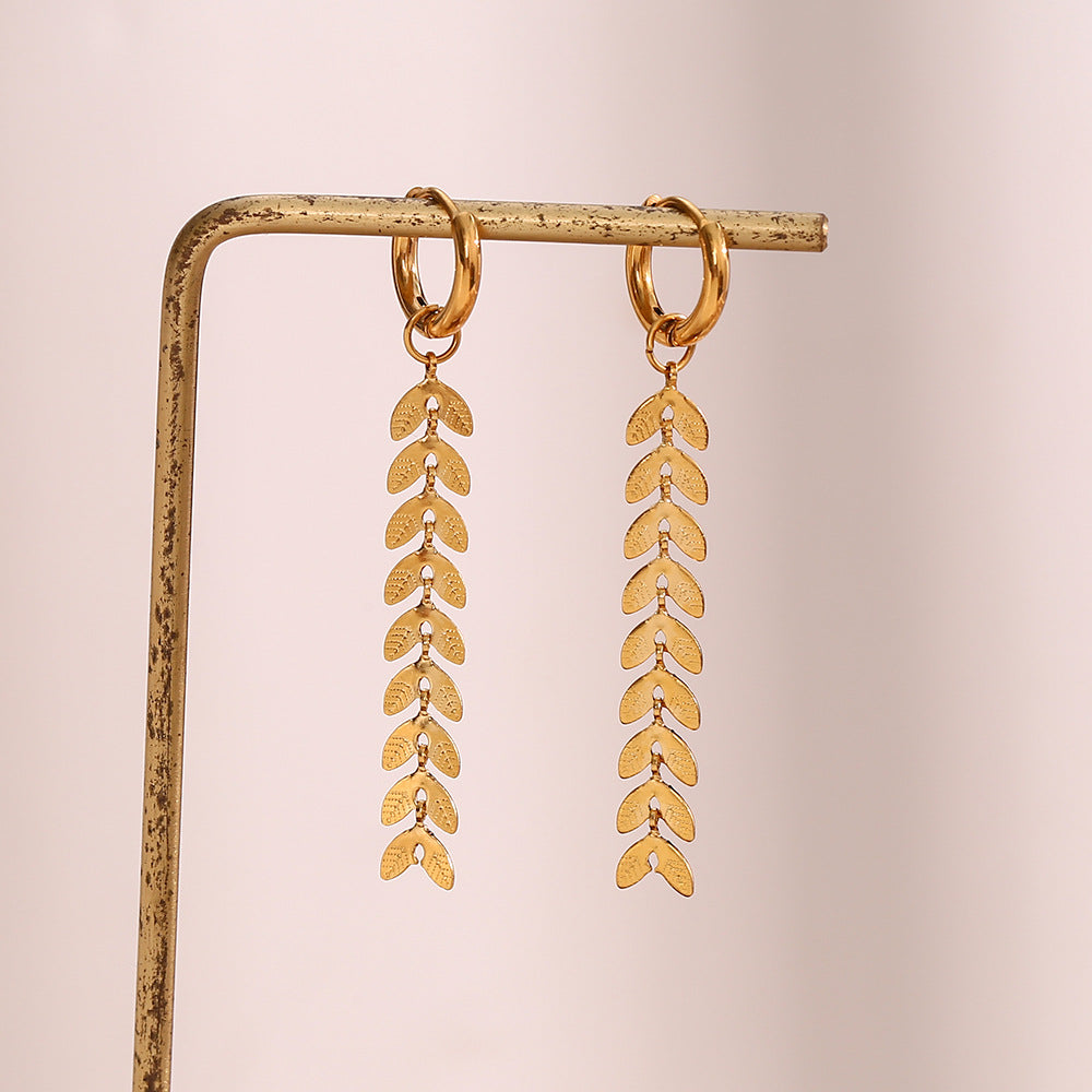 Faith - Earrings in Fish Tail Design