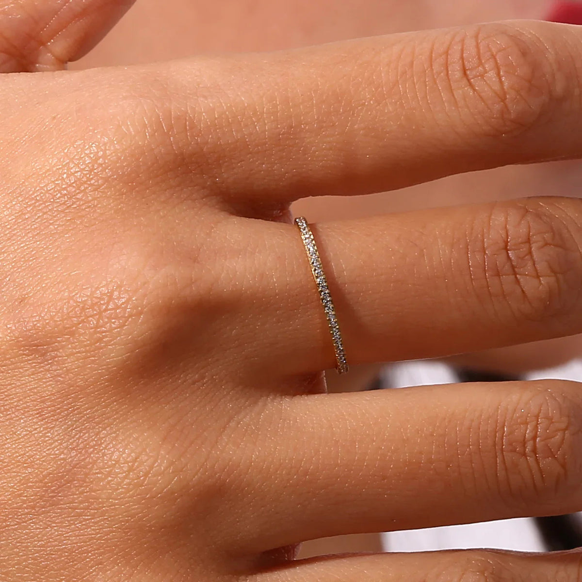 Zarra – Pavé Ring in Radiant Gold