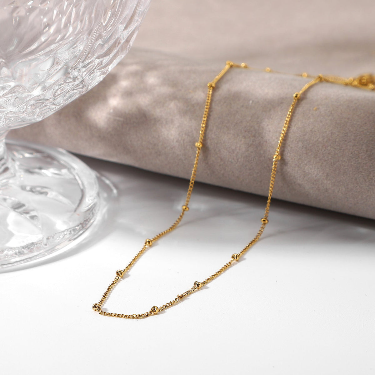 Reign - Necklace in Gold