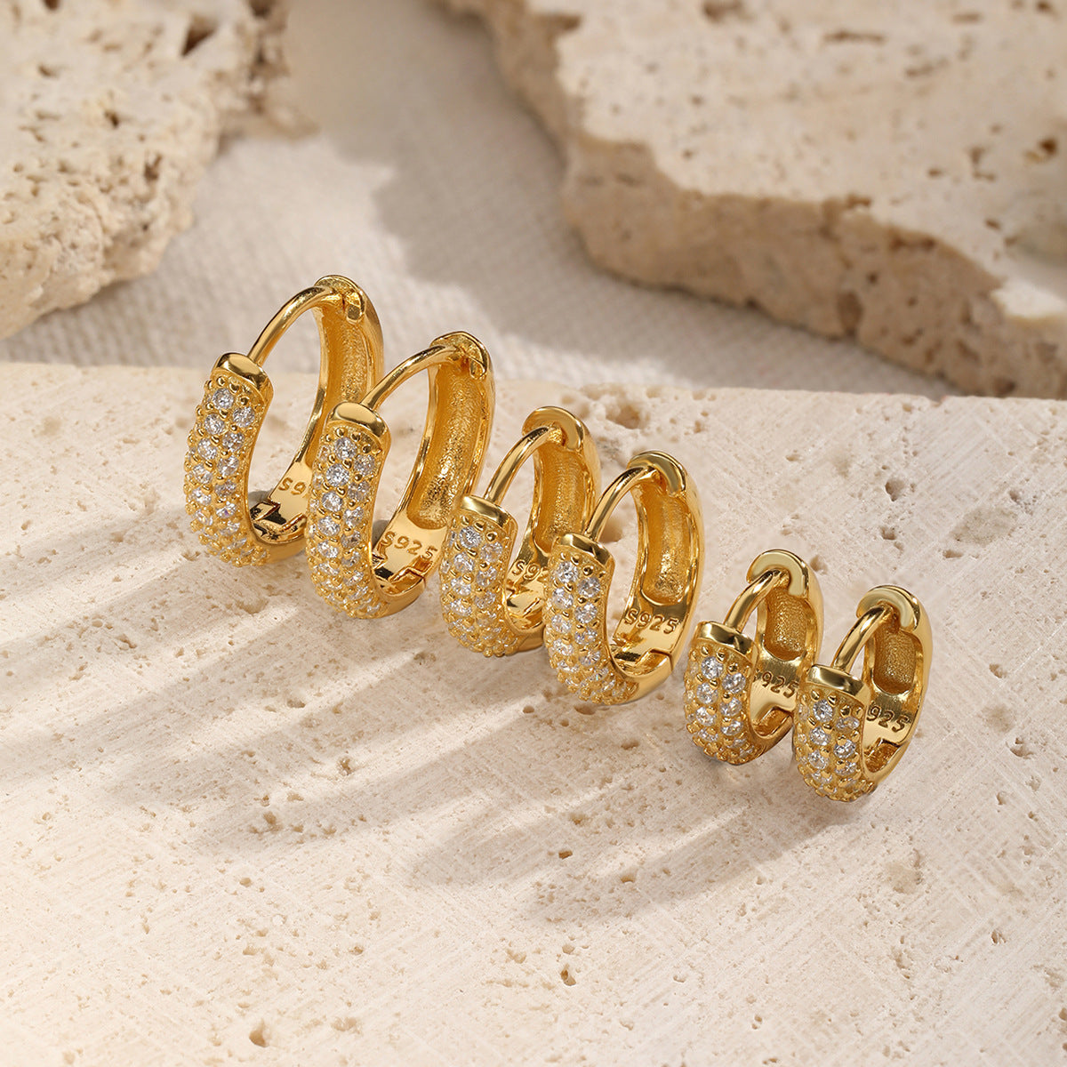 Keira – Wide Gold Hoops