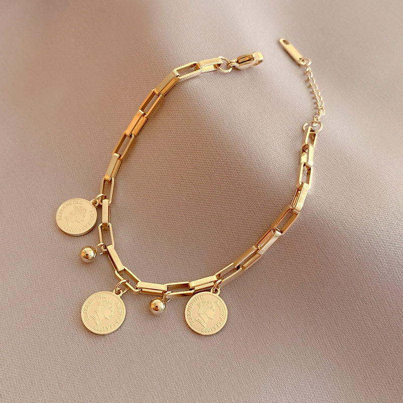 Maja – Adjustable Bracelet Featuring Gold Coins