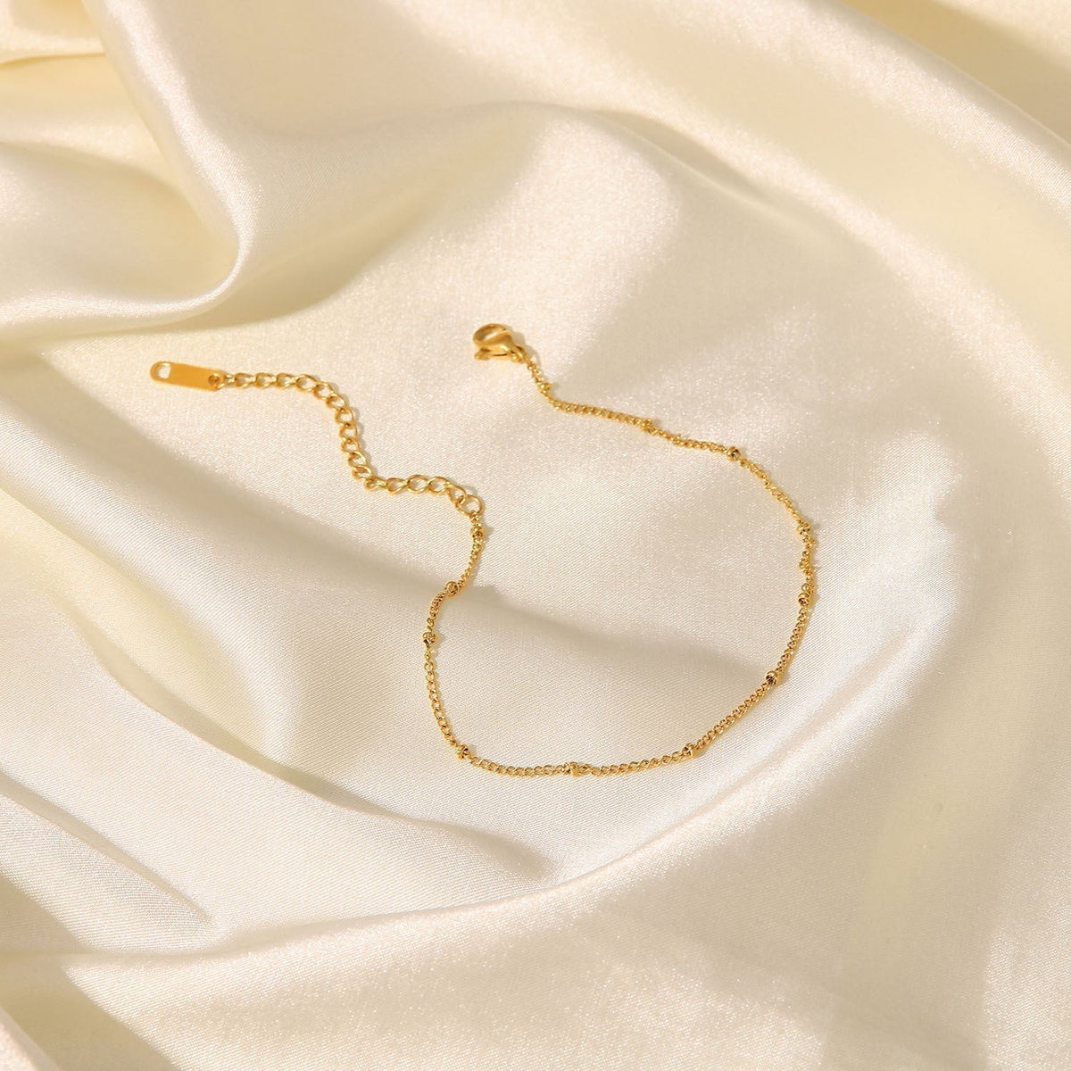 Wren – Chic gold ankle chain