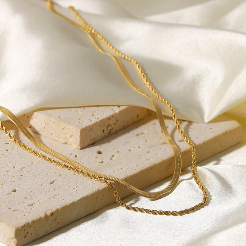 Nicole – Layered Golden Necklace