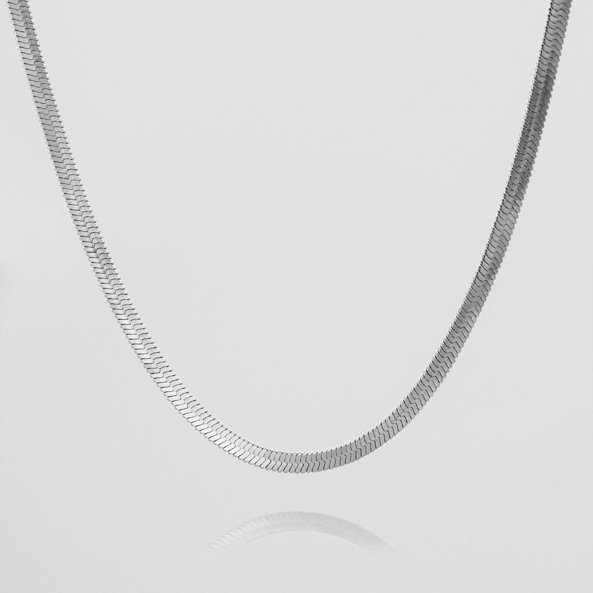 Juliette – Chic Chevron Necklace