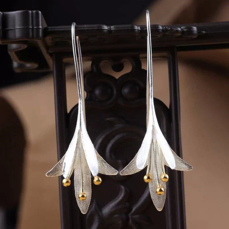 Lina – Flower Earrings crafted from Premium Metal