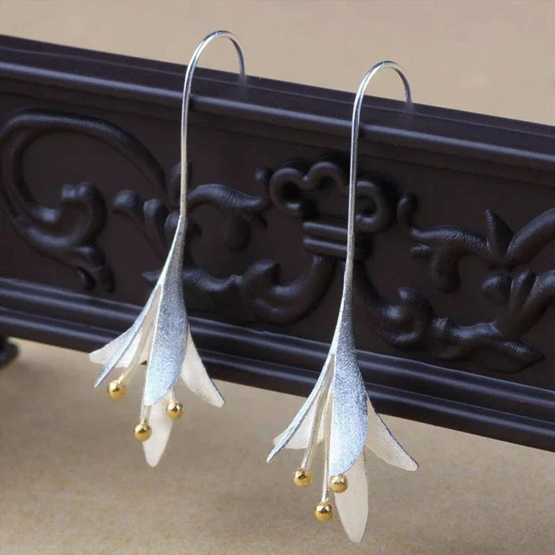 Lina – Flower Earrings crafted from Premium Metal