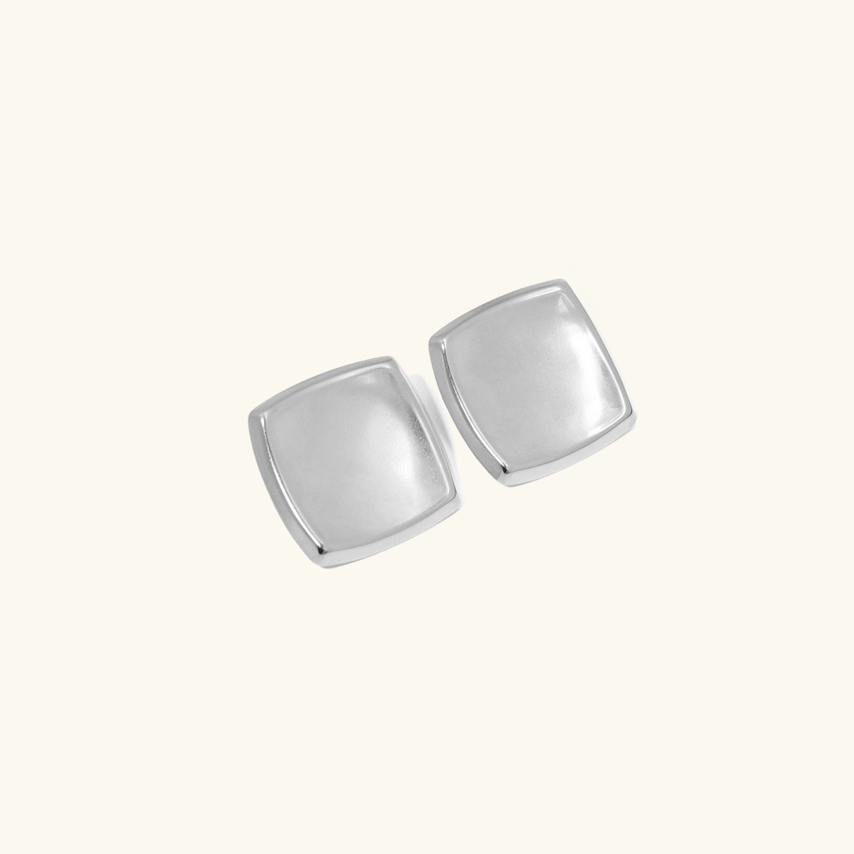 Poppy - Square earrings in gold