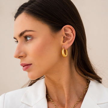 Milley – Croissant Gold Hoops