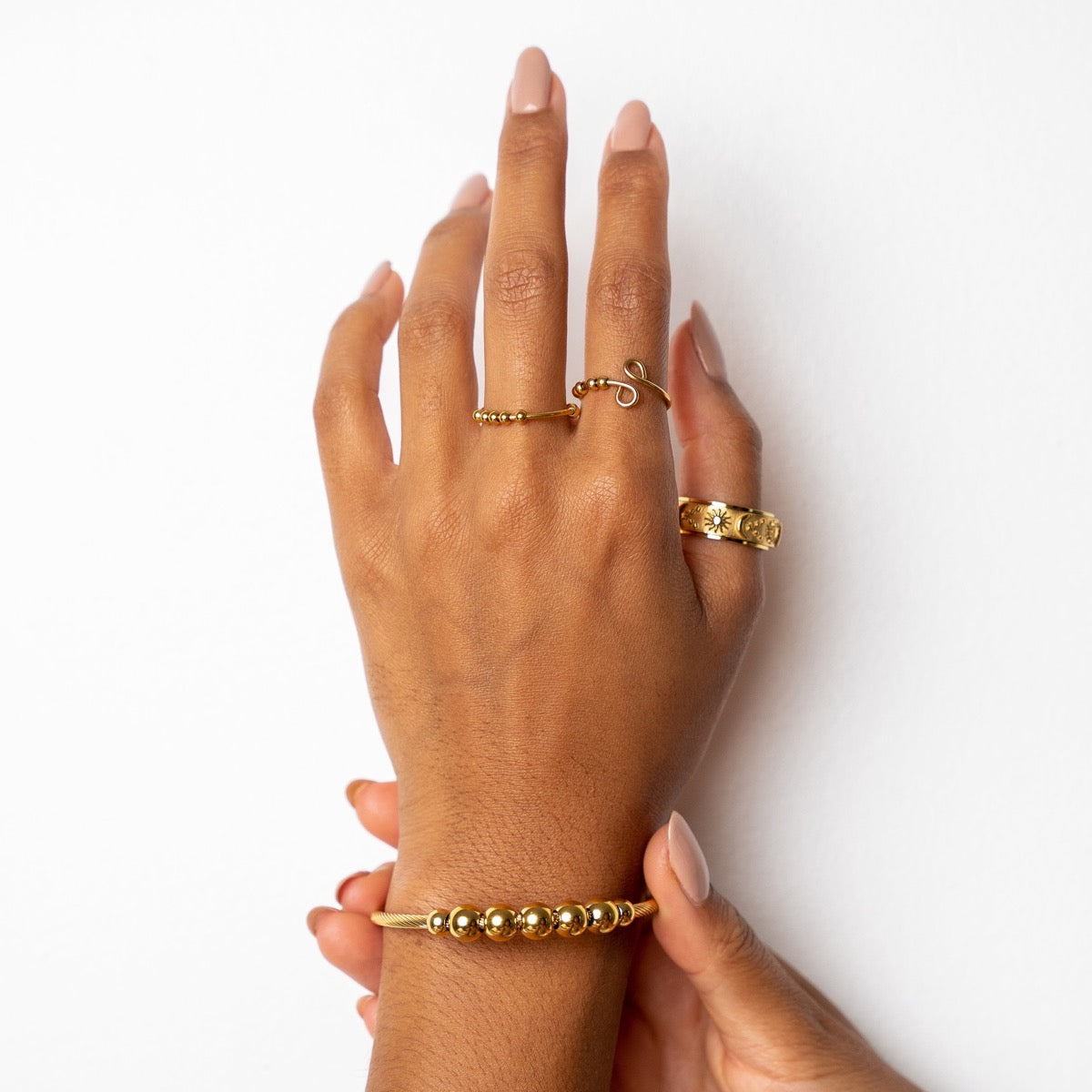 Neri – Adjustable Anti-Stress Ring with Pearls