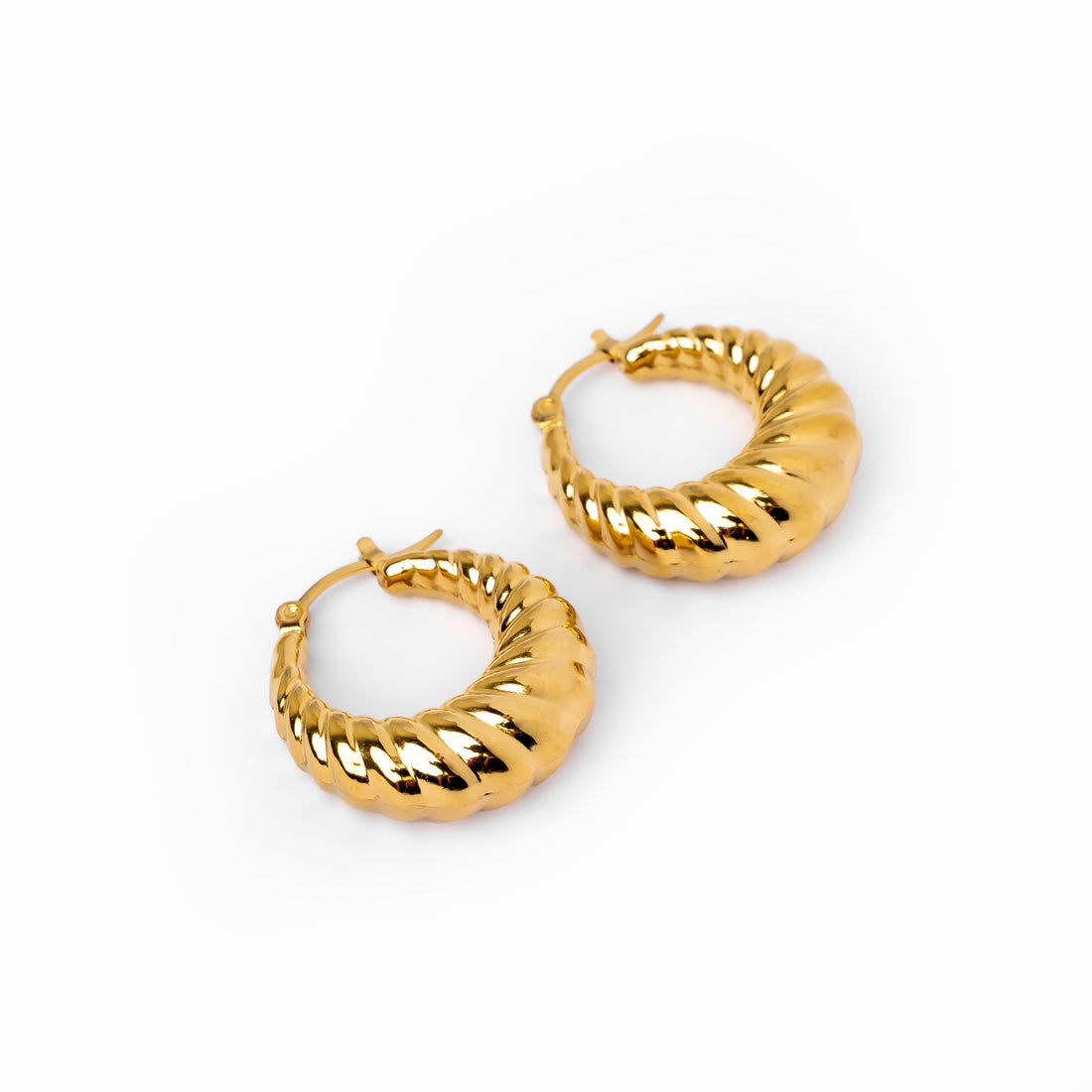 Milley – Croissant Gold Hoops