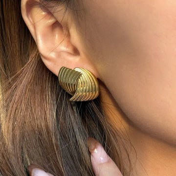Sonia - Gold Wave Earrings