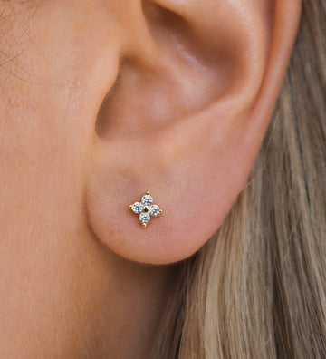 Raye - Golden crystal stud earrings