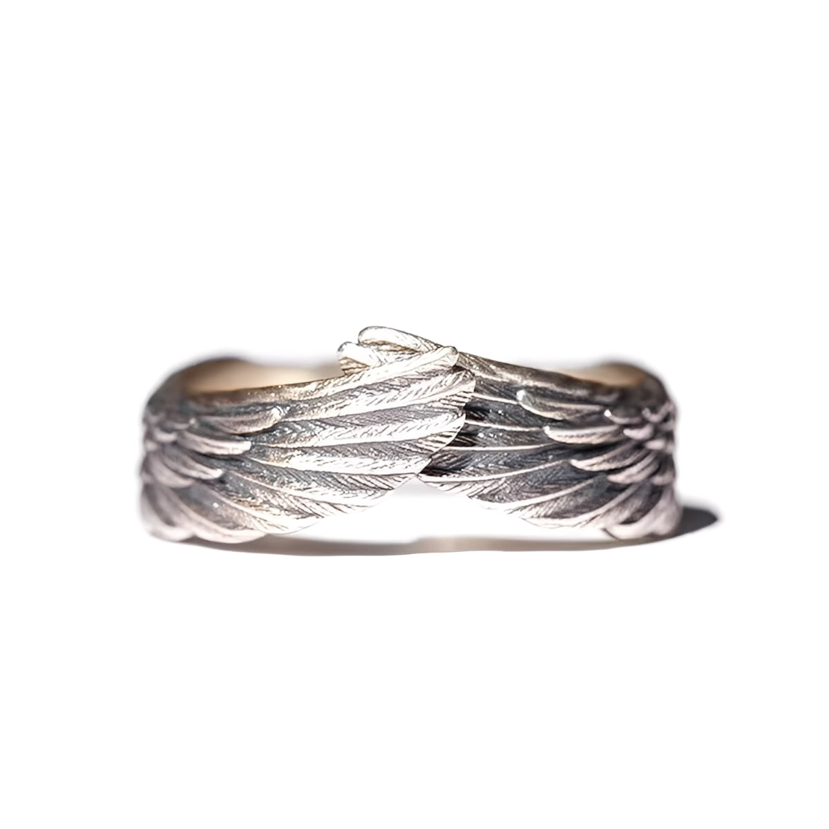 Xenia – Ring Featuring Angel Wings in Punk Retro Design