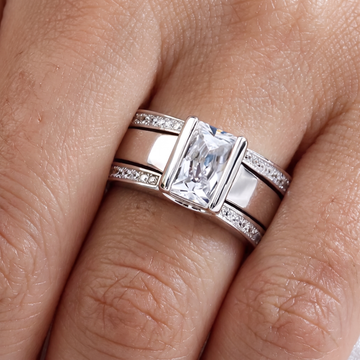 Clemence – Vintage Ring with Set Glass