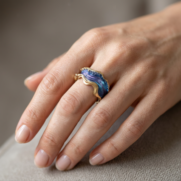 Mira – Vintage Golden Ocean Ring
