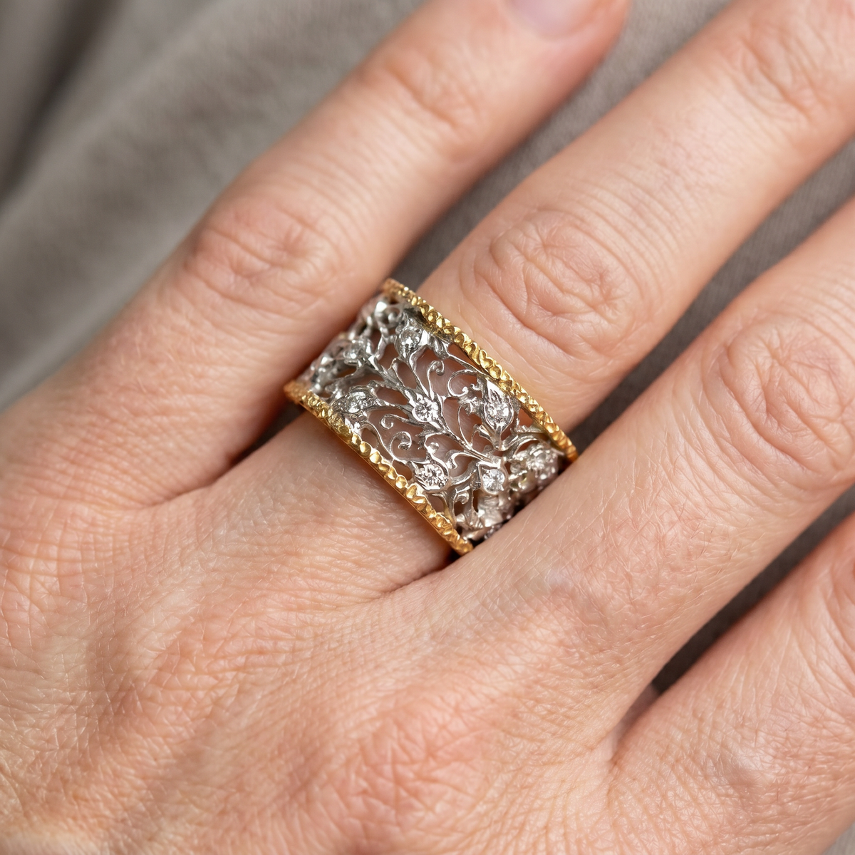Yona – Vintage Ivy Ring Featuring Zircon