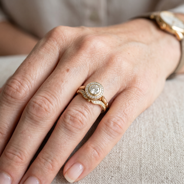 Beatrice – Vintage Gold Rings Set with Zirconium