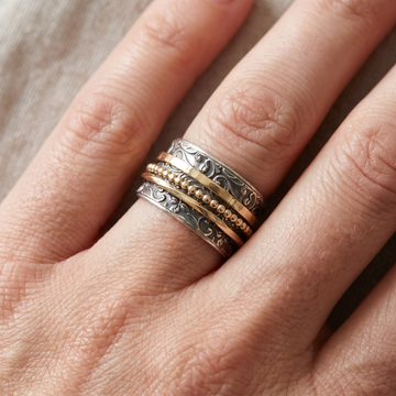 Cherilyn – Vintage Antique Ring in Gold and Silver