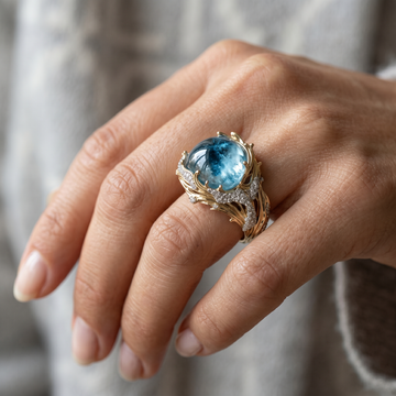 Selena – Vintage ring featuring ocean crystal