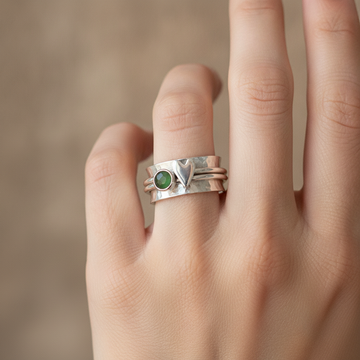 Maely – Heart Ring in Vintage Silver Style