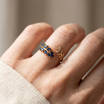 Vivara – Gold-Plated Ring with Sapphire